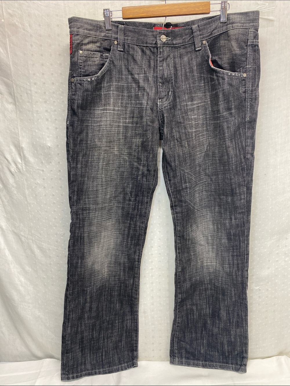Signum Classic Straight Men’s Jeans In A Dark Wash 40x32 Red Accents